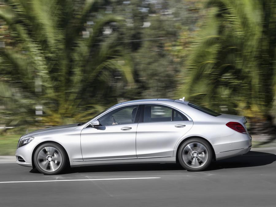  Mercedes-Benz S300 BlueTec 2014 года  (AU) (фото 13 из 30)